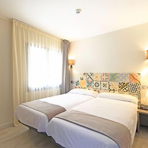 Habitación con 2 Camas Individuales